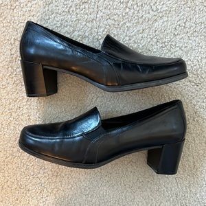 Black leather pumps 2” heels, size 40/9. Brand is Authentic Comfort.